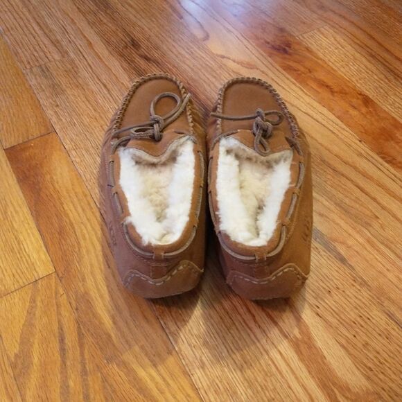 UGG Dakota Chestnut Suede Moccasin Slippers size 5 - Picture 3 of 5